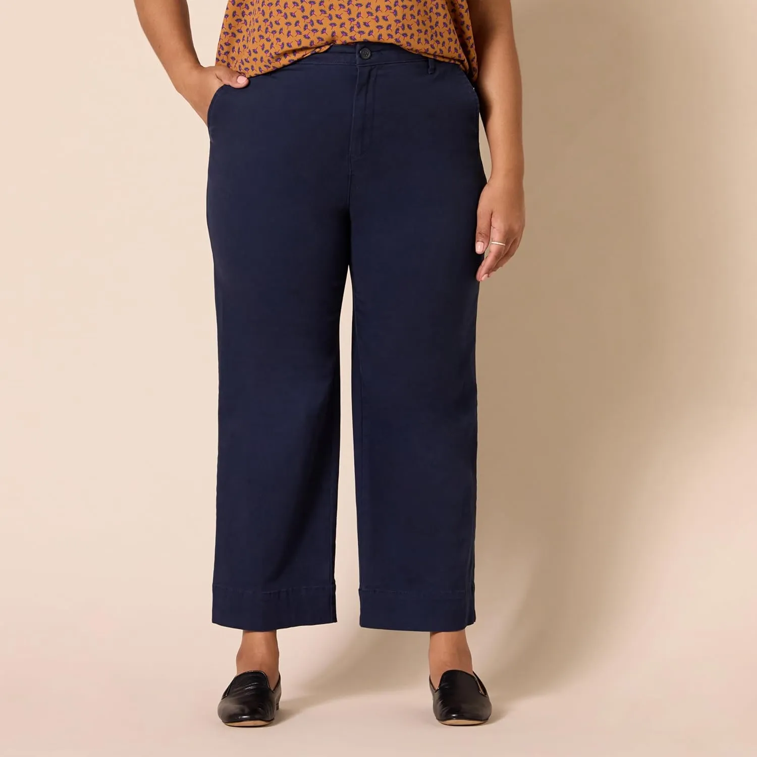 Amazon Essentials Women's High-Rise Slim-Fit Ankle-Length Wide-Leg Khaki Pant