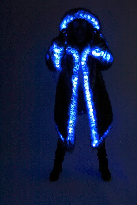 Men's LED Desert Warrior Coat in "Just The Tip-Black" STOCK
