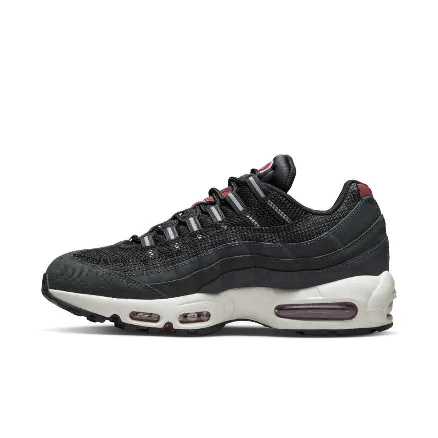 Nike Men's Air Max 95 Essential