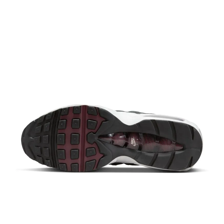 Nike Men's Air Max 95 Essential