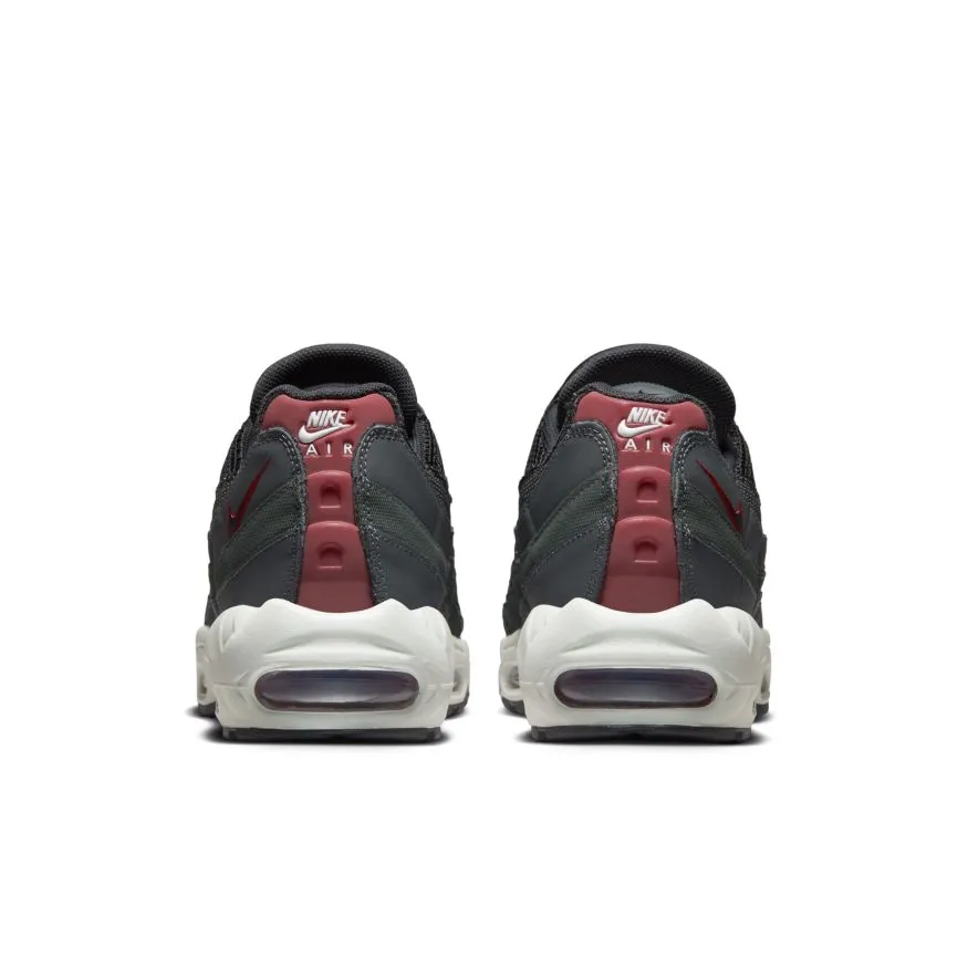 Nike Men's Air Max 95 Essential